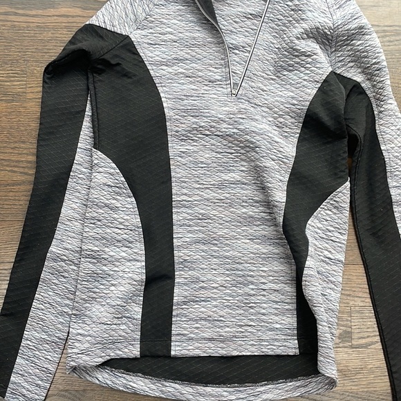 WOMANS ATHLETIC ZIP SWEATER - Picture 2 of 2